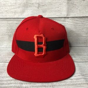 Black Scale hat